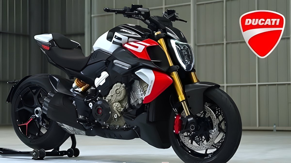 2025 Ducati Diavel V4 RS